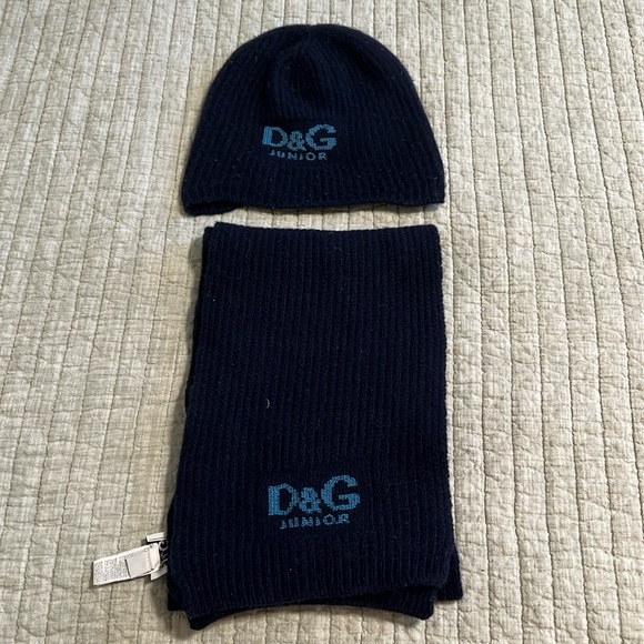 🔥🔥Dolce & Gabbana Jr. Wool/Cashmere hat and scarf set - Picture 1 of 7